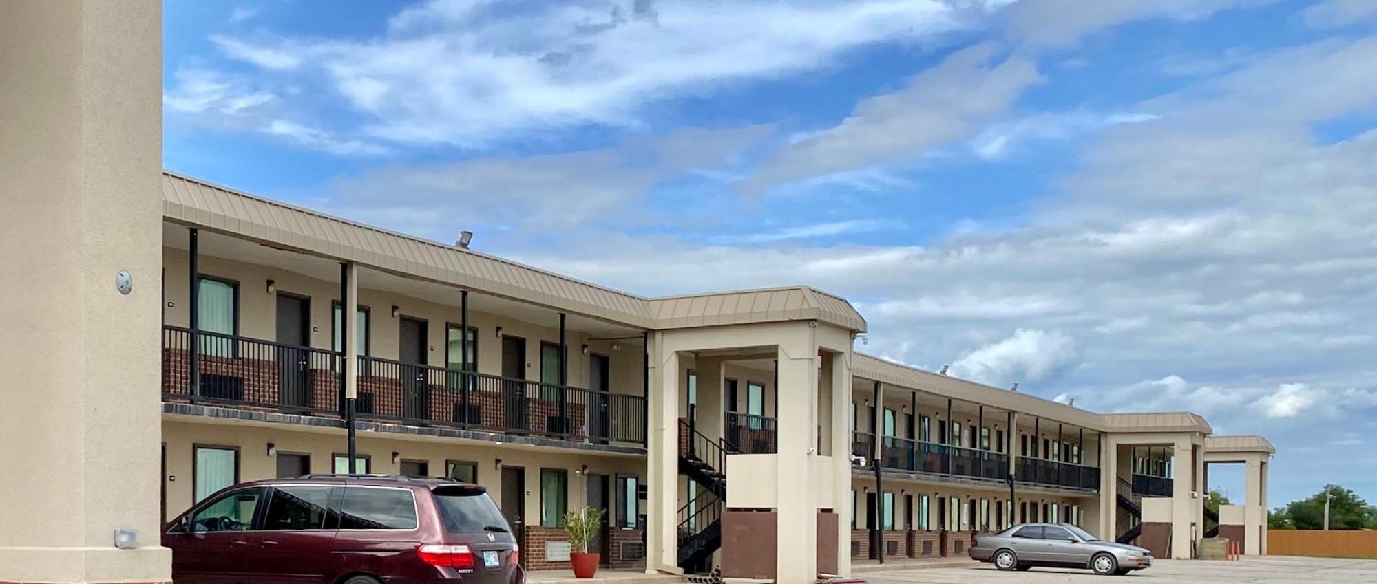 Hotel 81 El Reno Kültér fotó